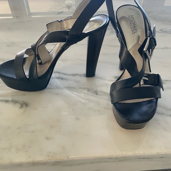 Michael Kors high heels - Picture 2 of 4
